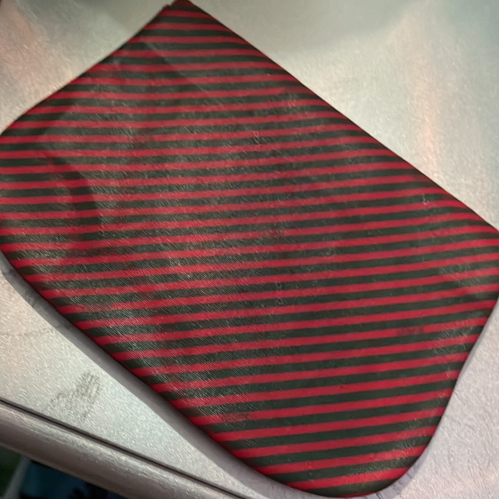 Gucci - Picture 2 of 4